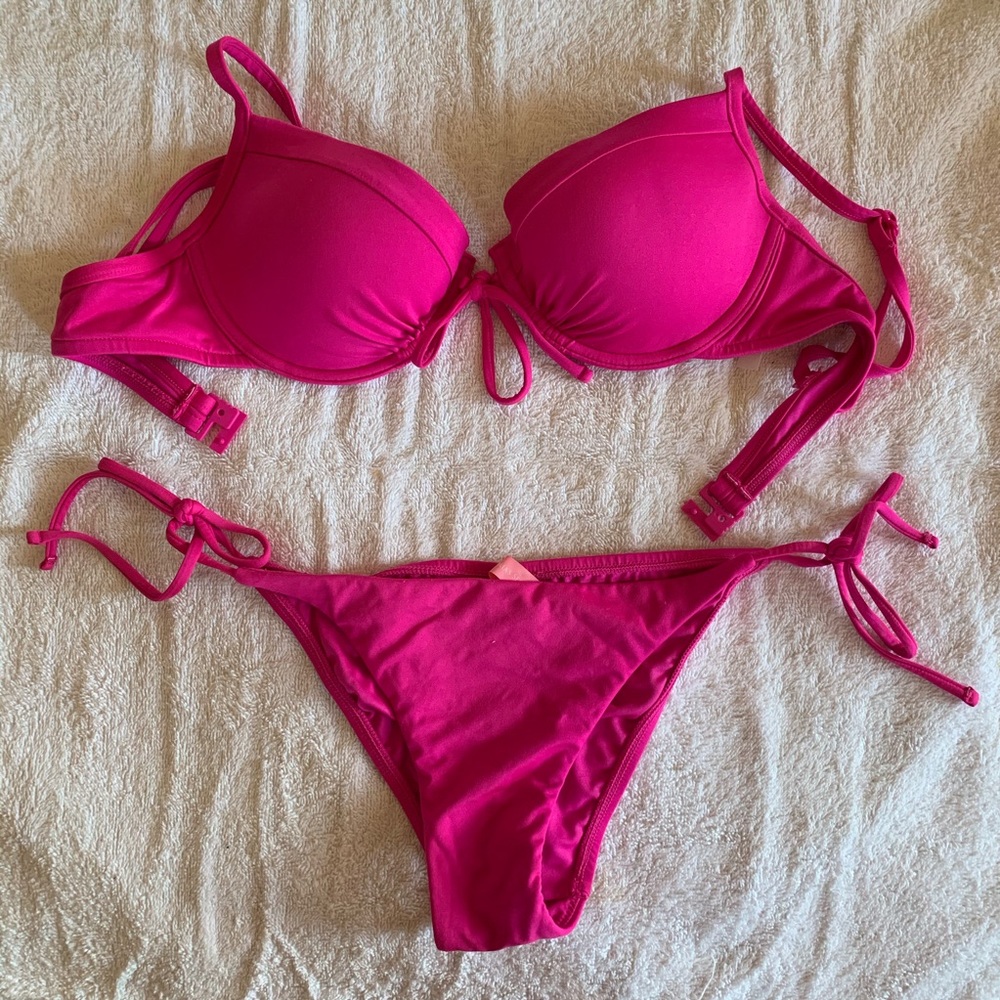 Victoria’s Secret Bikini Set Medium in pink